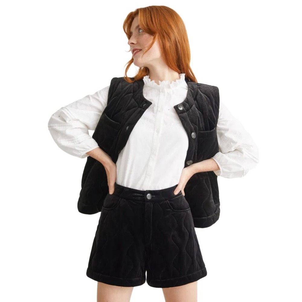 & Other Stories High Waist Quilted Velvet Shorts Coquette Dark Academia Preppy